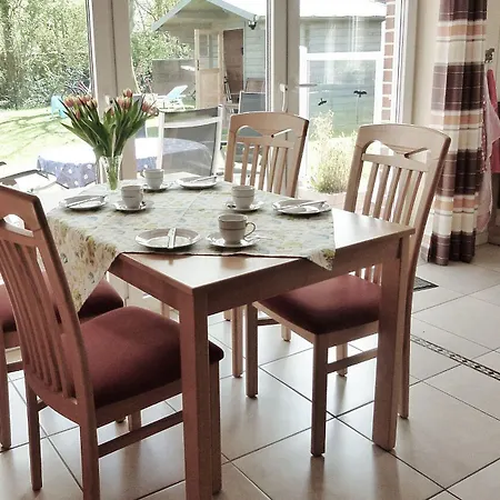 Robinie Apartment